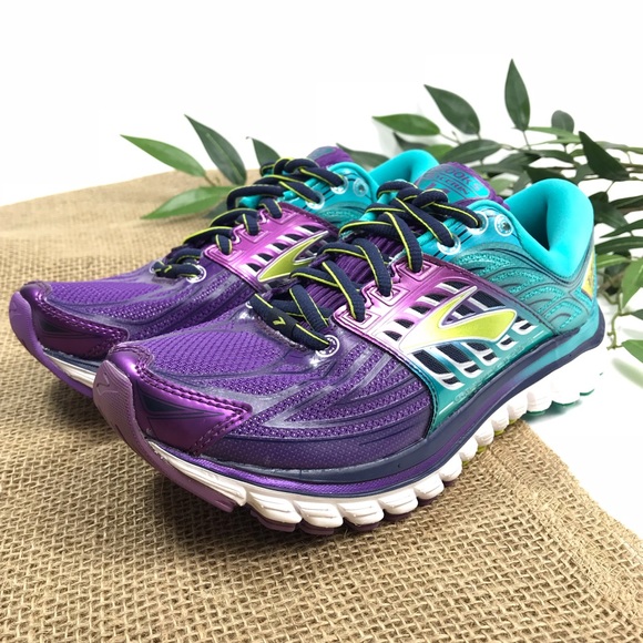 brooks tennis shoes womens purple